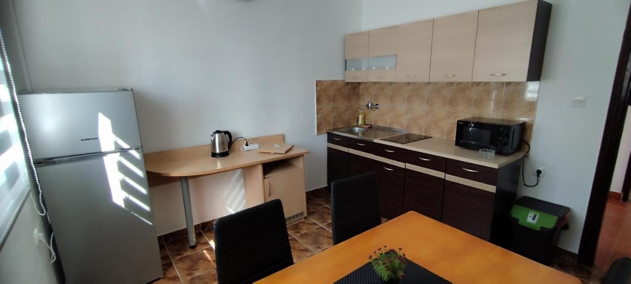 Apartments Andela Stari Grad Kültér fotó